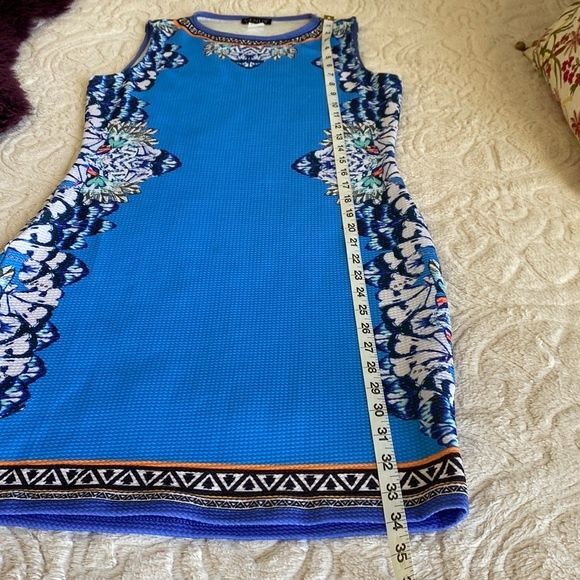 VENUS BODYCON BLUE & FLORAL PRINT DRESS IN POLY AND SPANDEX SIZE ME… - Picture 9 of 10